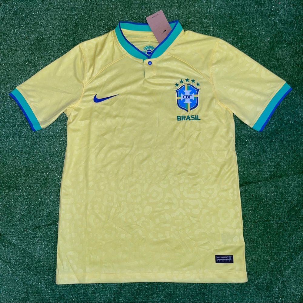 Nike Brazil 2022-2023 Men’s Home Soccer Jersey🆕